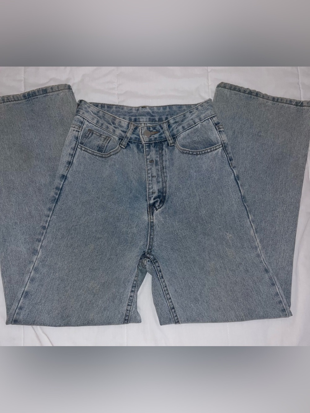 Classic Light Wash Men’s Jeans High Rise- Blue